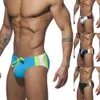 남자 수영복 2024 세련되고 개인화 된 새로운 섹시 남성 수영 바지 낮은 허리 색 수영 바지