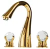 Torneiras de pia do banheiro Luxo de latão de ouro de luxo e torneira cristalina de alta qualidade Lavabo 3 buracos 2 alças