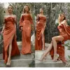 Off Sheath Dark Bridesmaid The Orange Dresses Shoulder Long Sleeves Side Slit Beach Plus Size Wedding Guest Gowns Custom Made Formal Evening Wear 0513