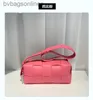 Vintage Designer -Taschen für Bottgss Ventsss Backstein gewebte Tasche Damen echtes Leder rosa vielseitiger Schulter -Unterarm -Tasche Neues Fortschritt -Handheld mit Original -Logo