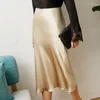 スカートアセテートサテンフィッシュテイルスカート長い薄い女性の秋の背の高い腰のスカート