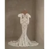 La sirène hors robes épaule chérie concepteur de mariage perles en dentelle sur tulle cour sur mesure de robe de mariée de taille plus taille