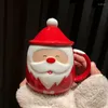 Mokken kerstpaar Stijl Melk beker Kerstman Claus Elk Shape Coffee Girl Cartoon Design 3D Ceramic Mok met Cover ZE03