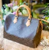 Модная коричневая цветочный бренд путешествовать Tote Bag Big Pochette с плечевым ремнем роскоши дизайнерская сумка для мужчин Crossbody Sport Gym Fomen