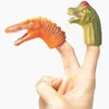 Andere speelgoed 5 Mini Cartoon Realistische Dragon Dinosaur Finger Puppet Sets rollenspel speelgoed Childrens Story PropsL240502