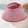 Bérets Cap de paille Plimable Brim Sun Chat pour femmes plage rayée élégante avec protection UV Voyages de pêche au jardinage idéal