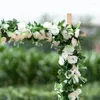 Fiori decorativi Docidaci 2 pezzi 2,2 m Artificiale bianco finta rosa appesa a vite piante foglie di ghirlanda decorazione per feste di nozze