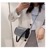 Bolsas de ombro Moda mais recente estilo Mulheres 2024Spring Summer Crossbody Casual Brand Easy Matching Bolsa