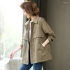 Trench Coats Women Coat Femmes 2024 Printemps automne d'âge moyen mère décontracté femelle vendeurs de vent haut de gamme