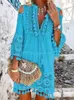 Femmes plage porte une nouvelle broderie de printemps crochet en dentelle robe boho femmes élégant au large de l'épaule chauffage mini-robe d'été V couche de plage robe de plage y240504