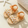 Sandals 2024 New ldrens Slippers Summer Girls and Boys Bathroom Home Anti slip Beach Shoes Soft Soled Baby H240506