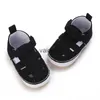 First Walkers moda Summer Baby Dziewczęta Sandały Sandały Nowonarodzone Buty niemowląt swobodne gumowe dno bez poślizgu oddychające przed Walker H240506