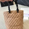 Bolsa de bolsa de lamblurs de luxo designer clássica saco de sacola feminina mini saco de compras ombro bolsa de lingge de grande capacidade 4 cores