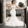Suknia wspaniała ślub ślubna długie sukienki Rękawy 3D Kwikie Kwilikową z wysoką szyją złudzenie z iluzji Plus Crystals Sweet Train Vestido de novia