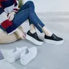 Scarpe da fitness vere sneaker piattaforma in pelle per donne allenatori di moda casual donna zeppa bianca nera