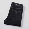 メンズジーンズの高級デザイナーメンズ服高品質の男性ズボンビジネスジーンズクラシックスタイルウォッシュカジュアルカジュアル快適なビジネスパンツp2x1