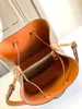 Lyxdesigner Lady Top Handle DrawString Bucket Bag For Woman Leather Handväska axelväska Rem MAN CLUTCH Crossbody Travel Shop Bags Fashion Duffel The Tote Bag