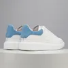 2024 Ny designer casual mens kvinnor skor plattform sneakers läder mocka veet lägenheter snörning chaussur de espadrill chaussures sporttränare tränare