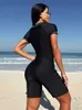 Swimwear féminin Peachtan Surf Suit Woman Sports Sweetwear Shorts Slve Slve New Beachwear Ensemble 2024 Cosuil de bain noir Femme One Piece Y240429