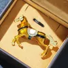 Broşlar Medieval Vintage Kişilik Emaye Galloping Horse Broş Hayvan Zodyak Pin Aksesuarları Unisex Coat Su Kıyafet Korsage