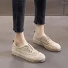 Chaussures décontractées Lace sexy blanc pour femmes baskets d'été Slip on Lazy 2024 Femme Hallow respirant