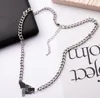 Triangle Necklace Uomini e donne GEOMETRIC Cuban Chain Designer Letters Ciondolo Fashion