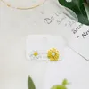 Boucles d'oreilles Stud Fashion Hollowing Daisy Baking Paint Alloy Gagnes Bijoux For Women Party Birthday Gift Accessoires