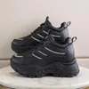 Lässige Schuhe Mode gestreifte Plattform Sneaker Frauen dicker Boden Laser vulkanisieren Damen PU Leder Nicht-Schlupf-Frühling Herbst