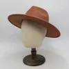 9,5 cm duży brzeg klasyczny fedoras czapka unisex monochromatyczna sukienka formalna vintage kobiety filc kapelusze proste brytyjski styl Jazz Hats 240430