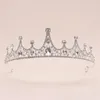 Clips de cheveux icazo mariage nuptial classique petite couronne cristal artificiel adapté aux couches de la fête des fêtes de fête