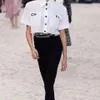 Designer Frauen loser Top Kurzarm Seide und Satin Classic Summer New Paris T-Shirt Casual Long Sleeved Top Damen-Taschenbriefdruck Druck