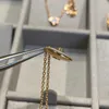 Projektant Ceratre Nacklace Gold Amulet White Fritillaria Naszyjnik Wysokiej jakości CNC18K Rose S.