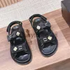 Channeles Luxury New Designer Button Womens Leather Sandals Hook Loop Sandals Outdoor Flat Bottom Open Toe Roman Stripe Beach Shoes Sizes