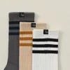 AL Yoga Socks Mujer Striped Casual Cotton Socks Sports Running Joga Wisnanie potu oddychające miękkie skarpetki w połowie rurki dla kobiet