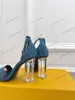 Sandalias de mujeres con tacón de verano Diseñador de moda Flores Impresión Denim Cañador Classic Crystal Clear Heel Sandalia de alta calidad Big Tize 10 cm Tacos para mujeres 35-41