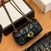 Siyah tasarımcı çanta kapitone tablo çanta omuz çantası tasarımcı kadın çanta çapraz gövde tasarımcı çantaları yüksek kaliteli yumuşak gerçek deri cüzdan crossbody tasarımcı çantaları