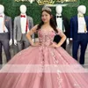 Ramię dree poza obowiązkiem różowy quinceanera 3D kwiatowe koronkowe aplikacje z koralikami plisacka Platom Made Sweet 16 Prince Birthday Party Ball suknia