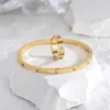 Ware liefde gouden trouwring gepersonaliseerde nagel eenvoud en modepaar diamant trendy volledige luxe met kar met cart originele ringen