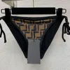 2024 Stylist Brand Bikinis Femmes T-back Designer Deux pièces de maillot de bain Floral Classic Letters de maillot de bain plage de luxe Bathing Chariots à trois points