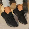 Lässige Schuhe Ladies Frühling 2024Fashion Mesh atmungsaktives Frauen einfache farbige Flache Anti-Rutsch-Damen Vulkanisierte Größe großer Größe