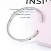Достойный и элегантный дизайн Feel Bracelet Fashion 4 мм пара десять бриллиантовых открытых браслетных модных браслетов с корзиной оригинальные браслеты