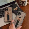 Diamond Jold Bee Pee Imitation Leather Case iPhone Case لـ Apple 15 Promax 11 12 13 14 Pro Max Drop Case Case Designer Runway 052