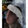 Pannband tät kristallhårband brudbåge tiara kvinnor pekband krona brudtillbehör Q240506