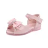 Sandales Summer Girls Sandales Flat Patent Cuir Chaussures pour enfants 2-8 ans Little Girl Fashion Semened Princess Sandales Sandales 22-31