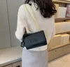 2024 Sacs de messager chaud Nouveau sac fourre-tout lettre mode one épaule crossbody sac à main pour femmes