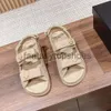 Channeles Luxury New Designer Button Womens Leather Sandals Hook Loop Sandals Outdoor Flat Bottom Open Toe Roman Stripe Beach Shoes Sizes