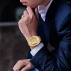 Armbanduhren Hip Hop Out Quartz Watch für Männer Full Diamond Mens Uhren Klassische Square Design Männlicher Uhr Wasserdichtes Reloj Hombre