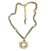 Designer -Halskette für Frauen plattierte goldene Halskette Perlenketten Choker Kette Luxusbuchstaben Halsketten Designer Grüne Diamanten Anhänger Schmuckzubehör Zh013