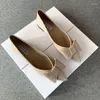 Chaussures décontractées avec arc à talon bas Footwear Elegant Woman Footwear For Women Abricot Cuir normal