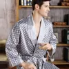 Männer Badrobe Satinabdruck Gold Kimono Bademantel Seide Langes Dressing Plus Größe Nachtwäsche Geometrische Lounge Nachthemd xl 4xl 5xl 240428